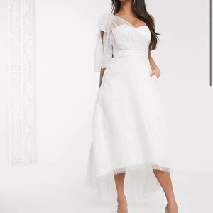 White bridal dress, 6